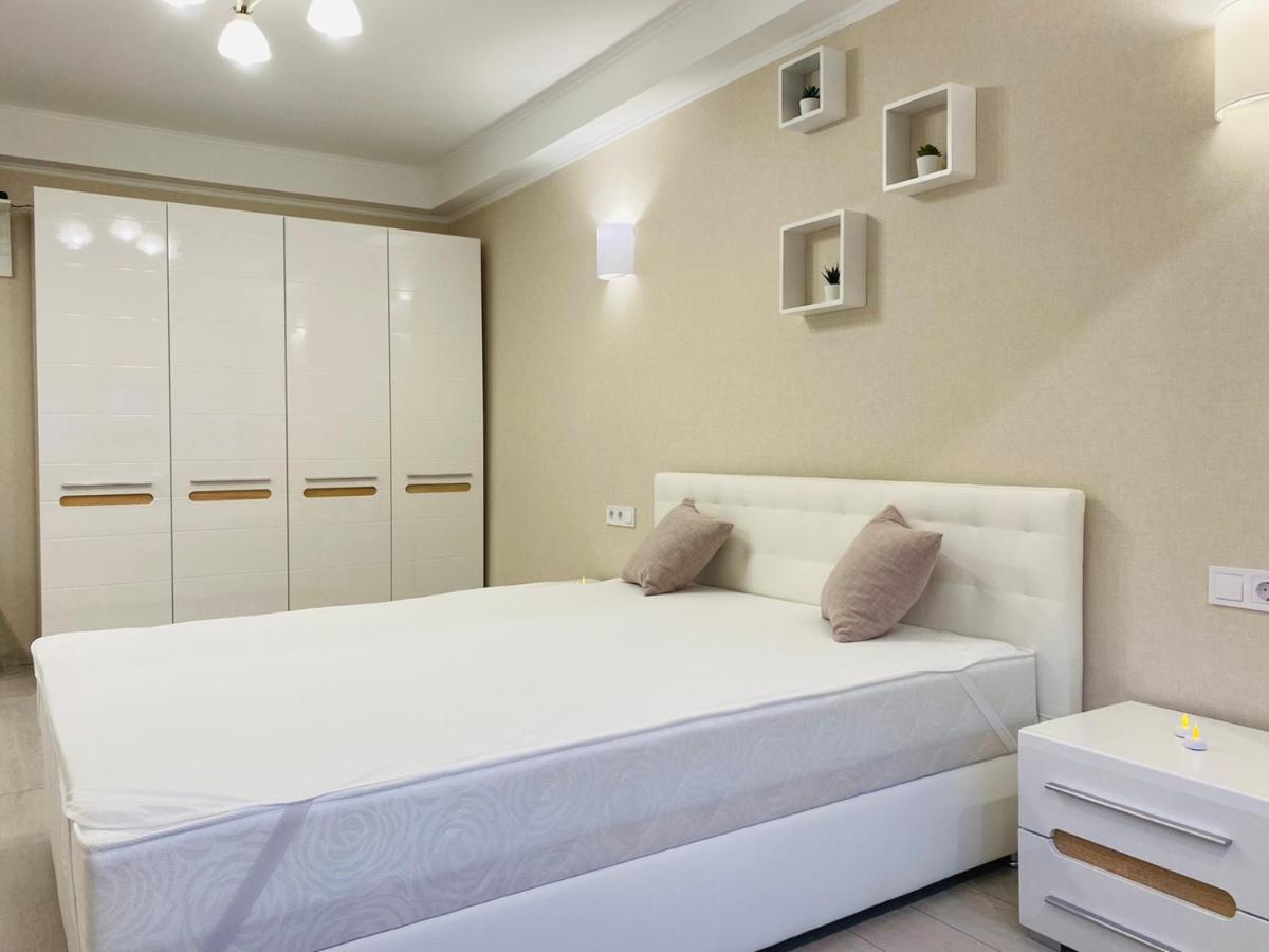 Квартира По Адресу Дружбы Народов 8А Kiev Extérieur photo