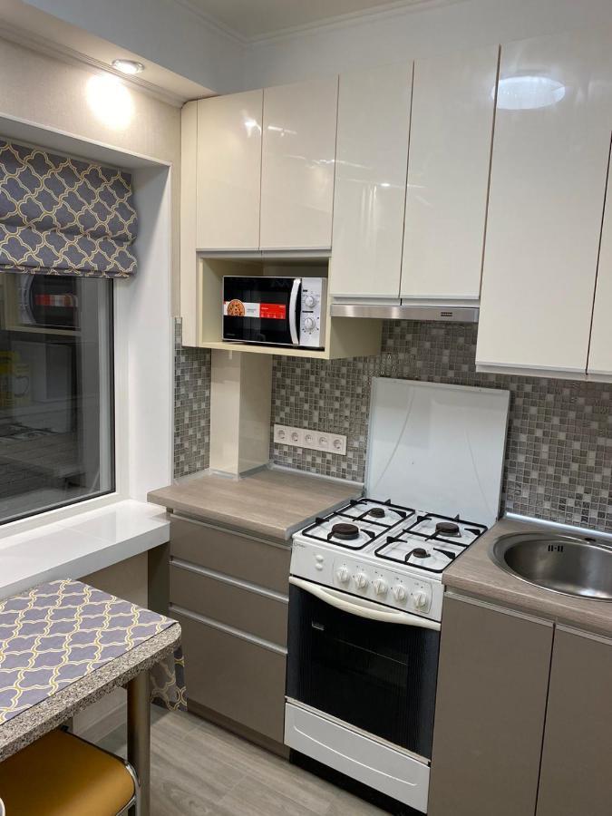 Квартира По Адресу Дружбы Народов 8А Kiev Extérieur photo