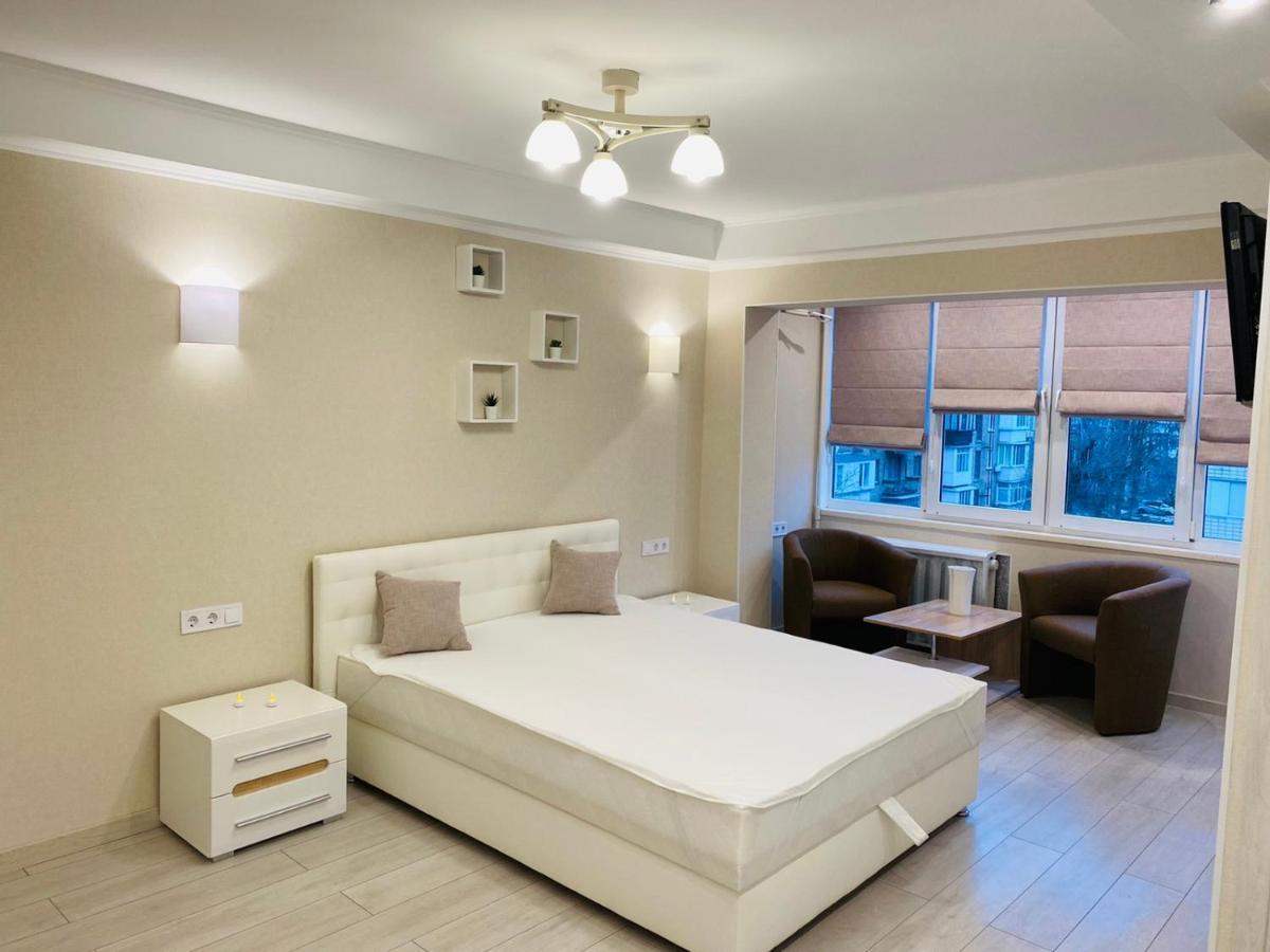 Квартира По Адресу Дружбы Народов 8А Kiev Extérieur photo