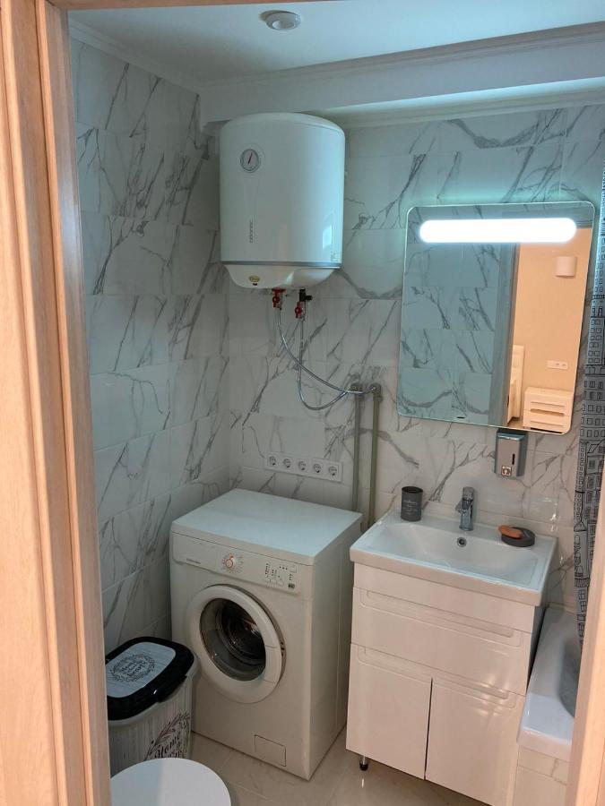 Квартира По Адресу Дружбы Народов 8А Kiev Extérieur photo