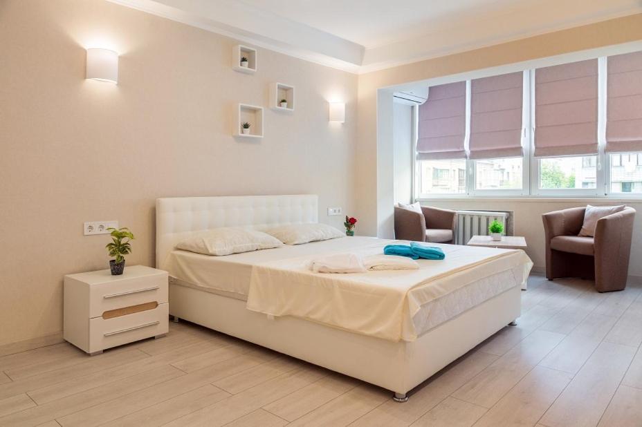 Квартира По Адресу Дружбы Народов 8А Kiev Extérieur photo