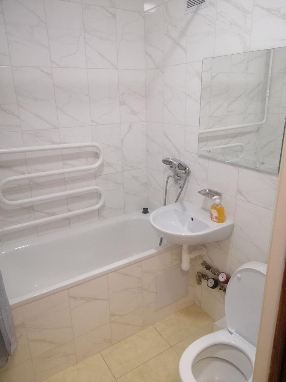 Квартира По Адресу Дружбы Народов 8А Kiev Extérieur photo